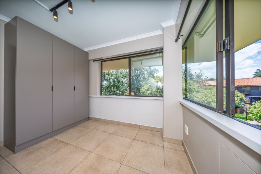 2 Bedroom Property for Sale in Essexwold Gauteng