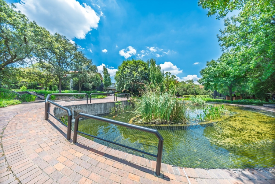 2 Bedroom Property for Sale in Essexwold Gauteng