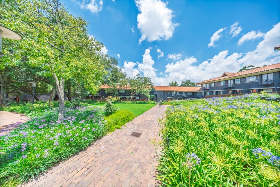 2 Bedroom Property for Sale in Essexwold Gauteng