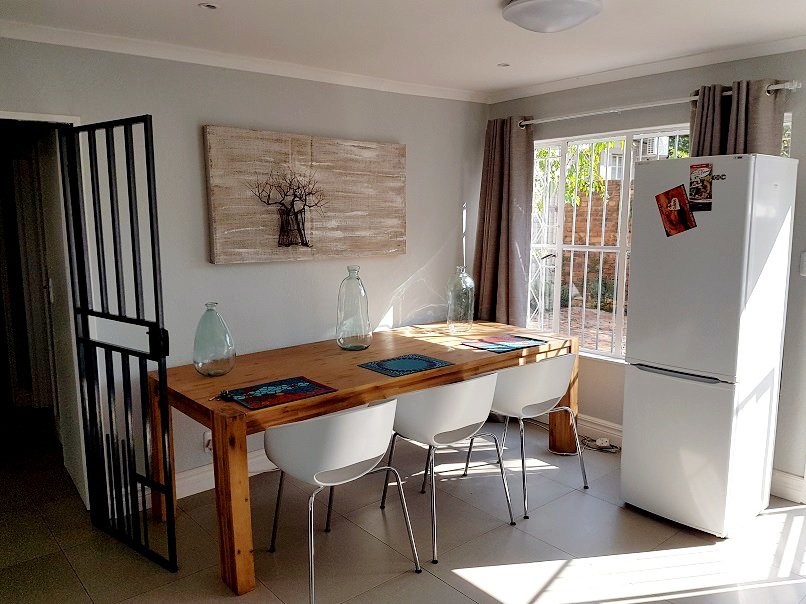 3 Bedroom Property for Sale in Nieuw Muckleneuk Gauteng