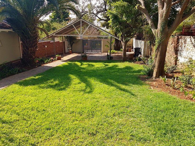 3 Bedroom Property for Sale in Nieuw Muckleneuk Gauteng