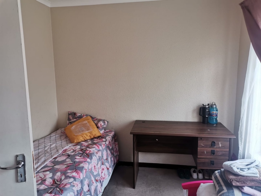 To Let 3 Bedroom Property for Rent in Elandspark Gauteng