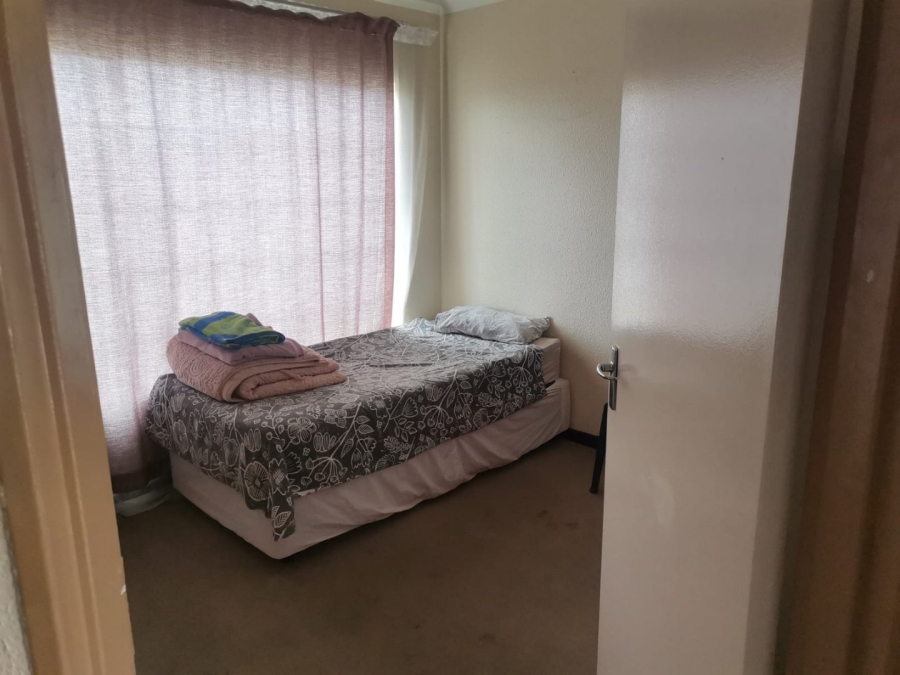 To Let 3 Bedroom Property for Rent in Elandspark Gauteng