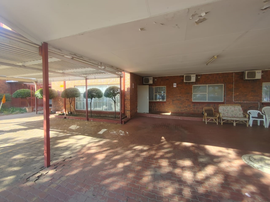 1 Bedroom Property for Sale in Villieria Gauteng