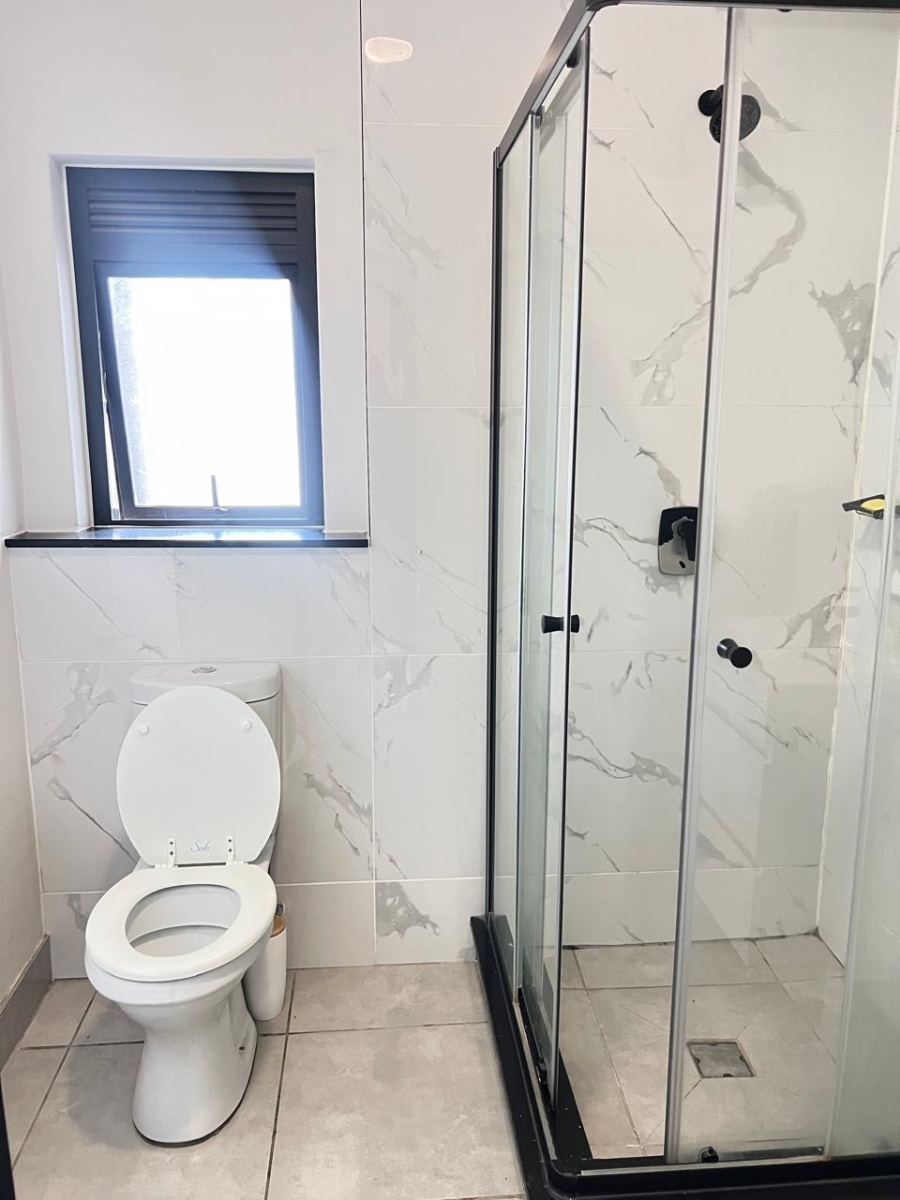 To Let 1 Bedroom Property for Rent in Waterfall Gauteng