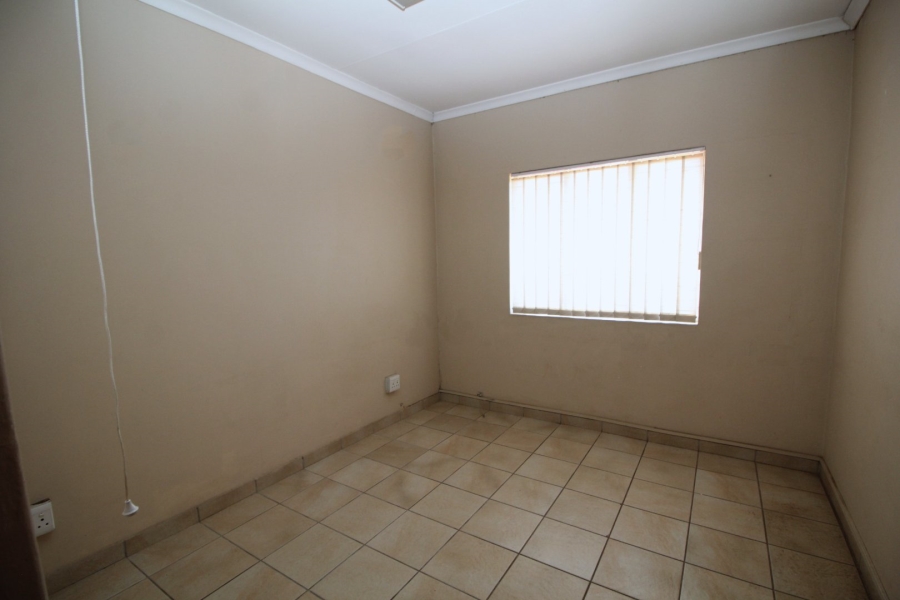 To Let commercial Property for Rent in Lyttelton Manor Gauteng