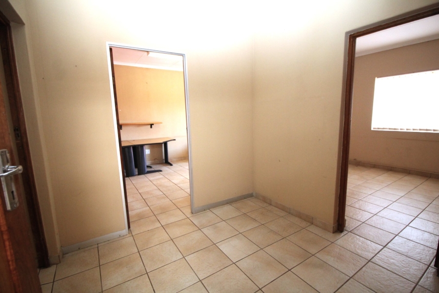 To Let commercial Property for Rent in Lyttelton Manor Gauteng