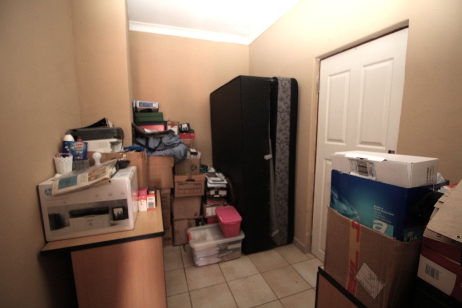 To Let commercial Property for Rent in Lyttelton Manor Gauteng