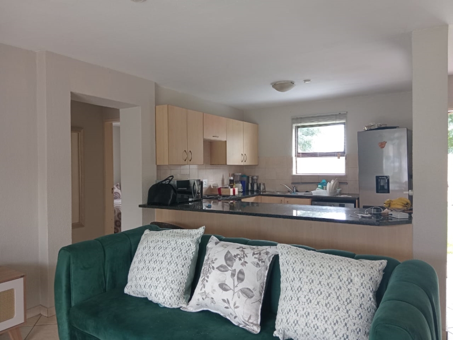 To Let 2 Bedroom Property for Rent in Klipfontein Gauteng