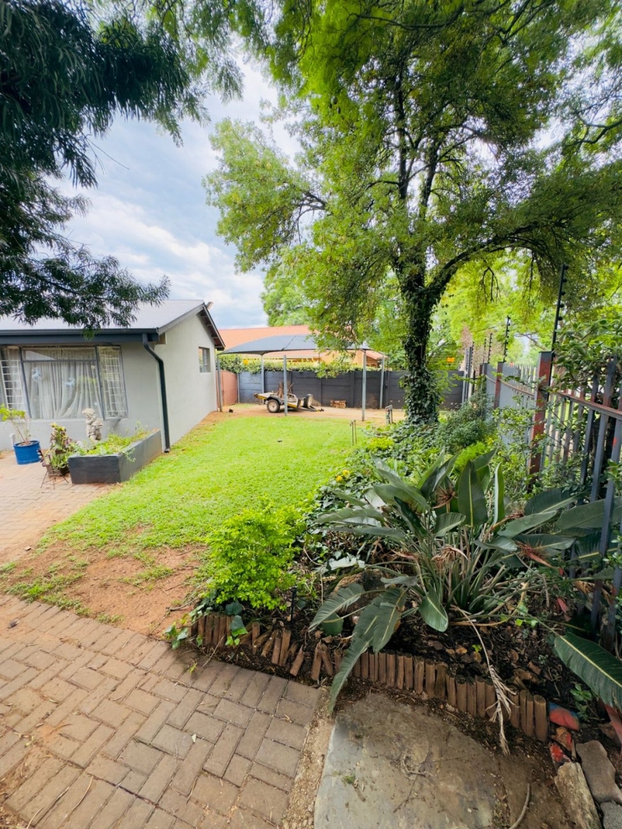  Bedroom Property for Sale in Valhalla Gauteng