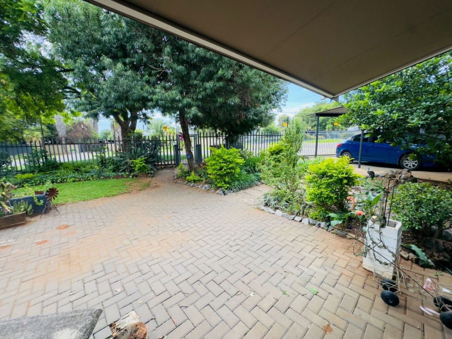  Bedroom Property for Sale in Valhalla Gauteng