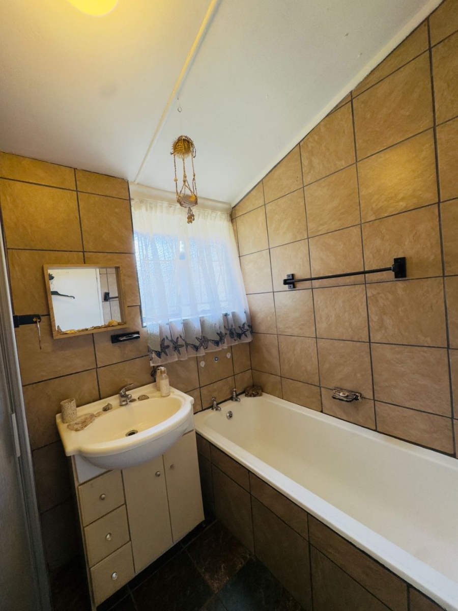  Bedroom Property for Sale in Valhalla Gauteng