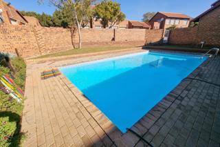 2 Bedroom Property for Sale in The Reeds Ext 10 Gauteng