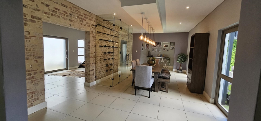 5 Bedroom Property for Sale in Silverwoods Country Estate Gauteng
