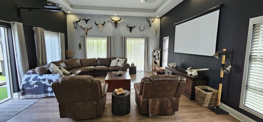 5 Bedroom Property for Sale in Silverwoods Country Estate Gauteng