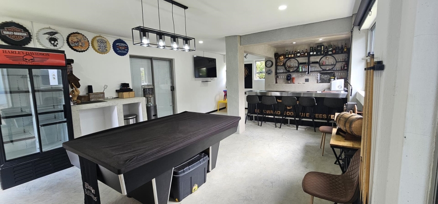 5 Bedroom Property for Sale in Silverwoods Country Estate Gauteng