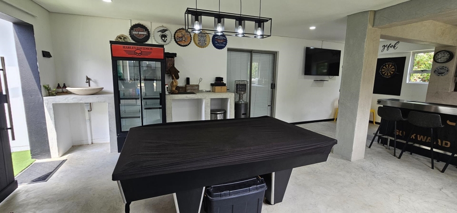 5 Bedroom Property for Sale in Silverwoods Country Estate Gauteng