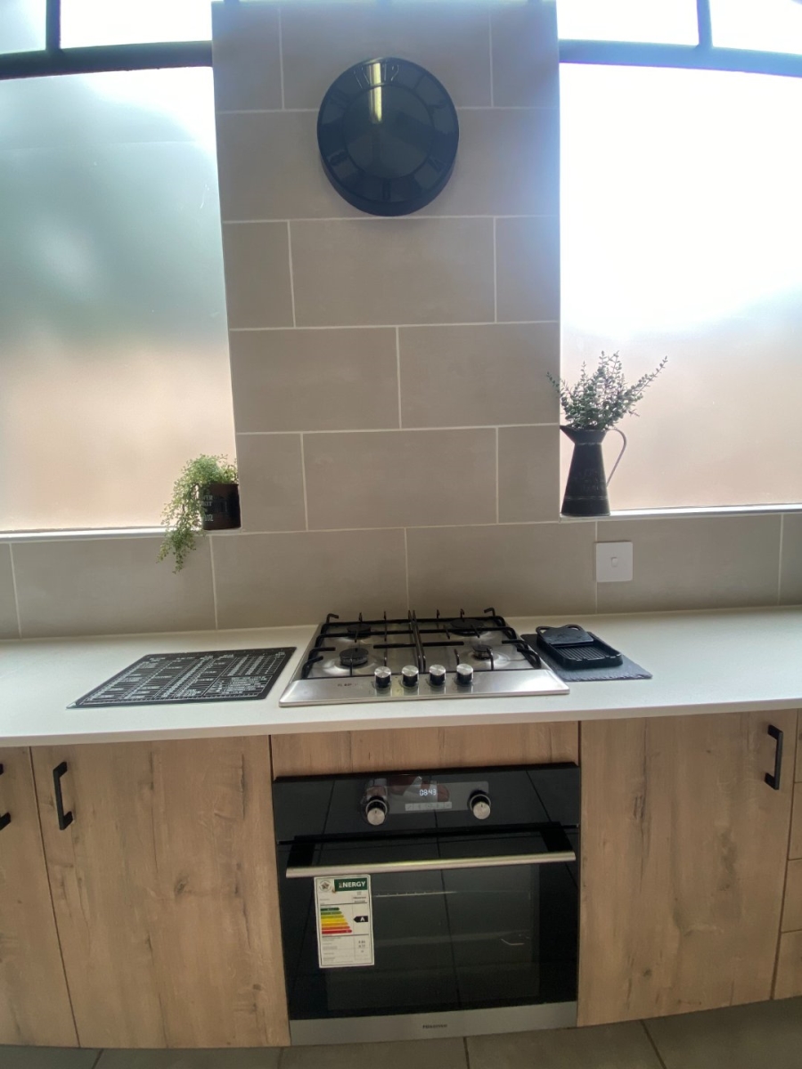  Bedroom Property for Sale in Magalieskruin Gauteng