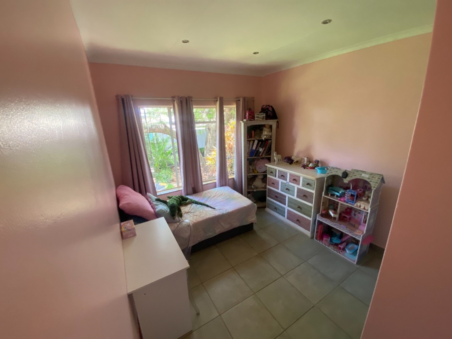  Bedroom Property for Sale in Magalieskruin Gauteng