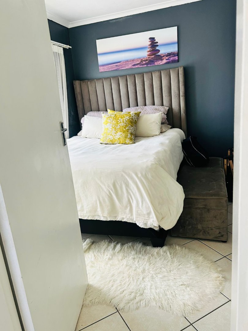 To Let 1 Bedroom Property for Rent in The Orchards Gauteng