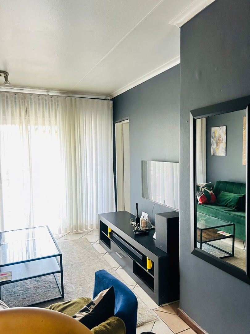 To Let 1 Bedroom Property for Rent in The Orchards Gauteng