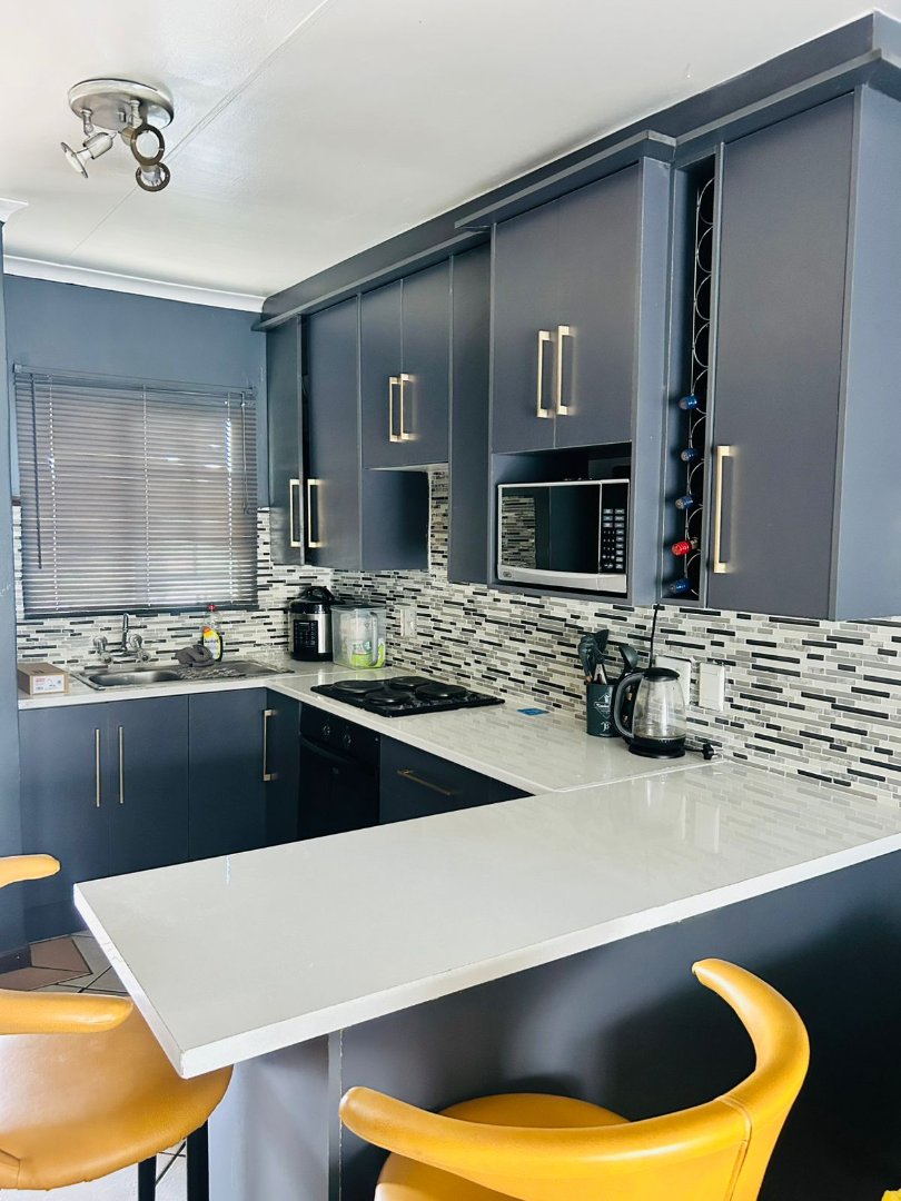 To Let 1 Bedroom Property for Rent in The Orchards Gauteng