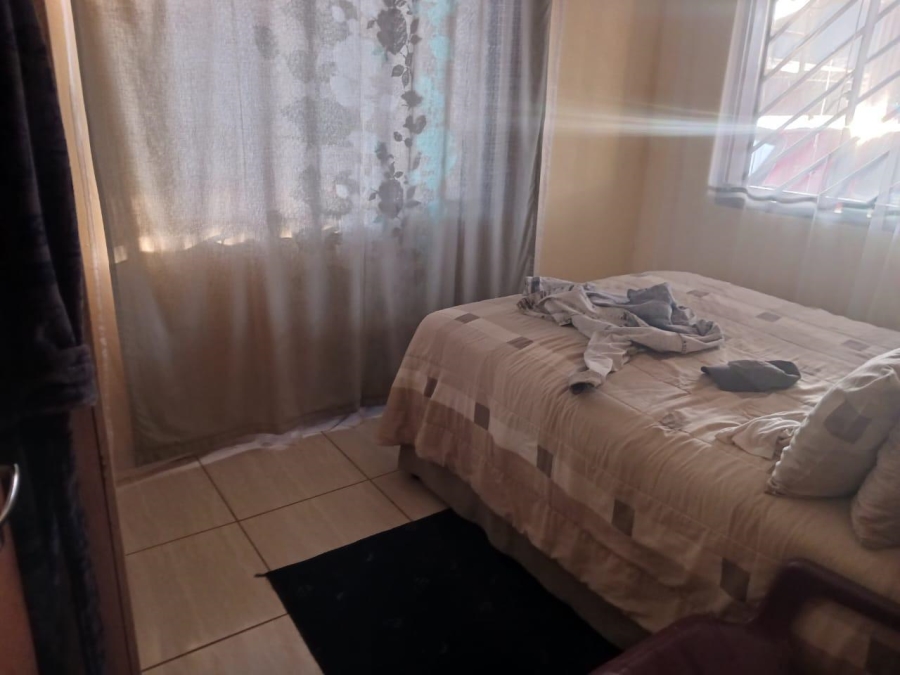 2 Bedroom Property for Sale in Tembisa Central Gauteng