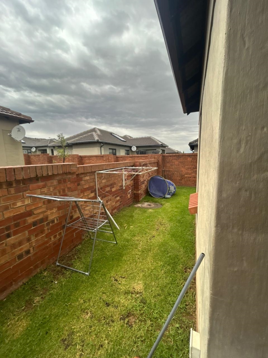 To Let 2 Bedroom Property for Rent in The Reeds Gauteng