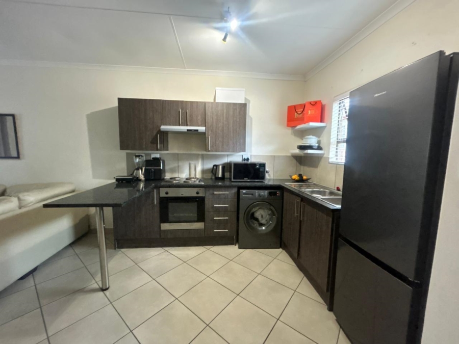 To Let 2 Bedroom Property for Rent in The Reeds Gauteng