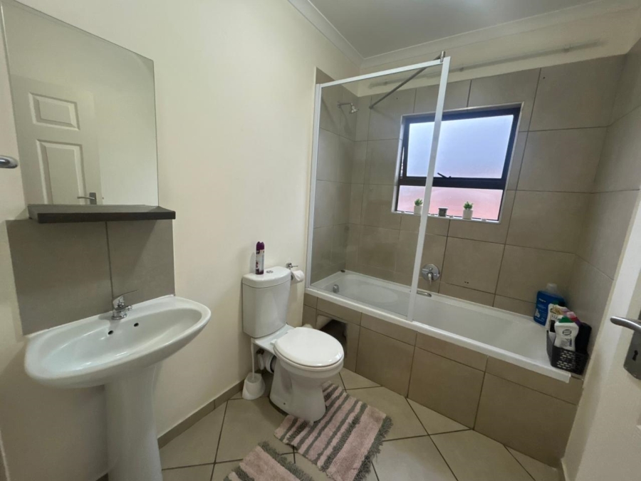 To Let 2 Bedroom Property for Rent in The Reeds Gauteng