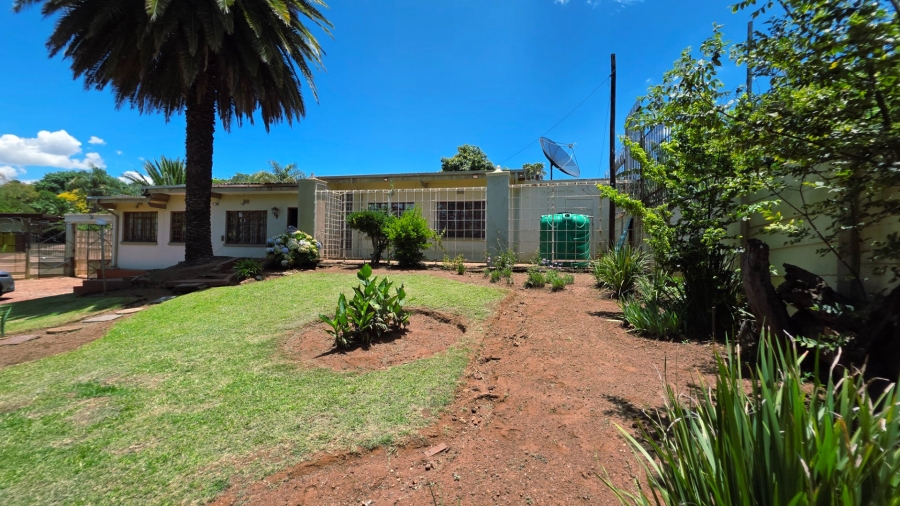  Bedroom Property for Sale in Erasmia Gauteng