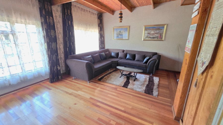  Bedroom Property for Sale in Erasmia Gauteng