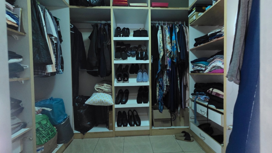  Bedroom Property for Sale in Erasmia Gauteng