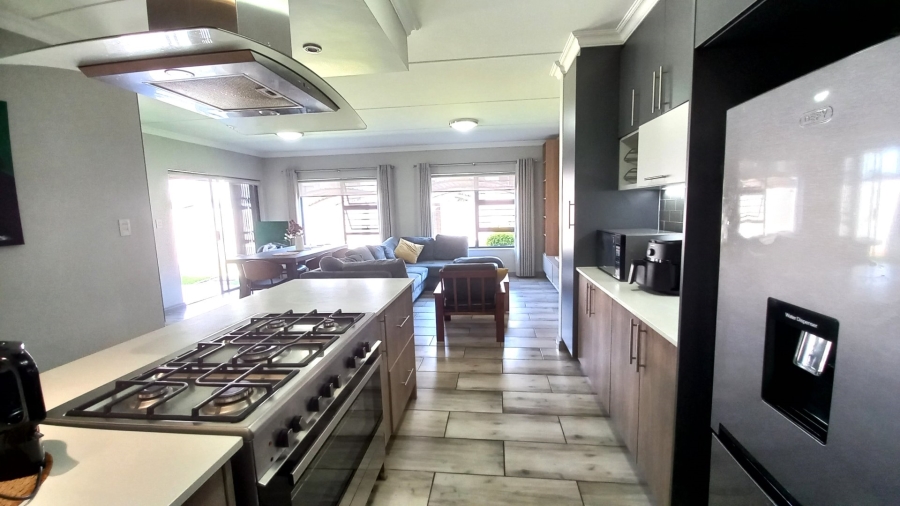 To Let 3 Bedroom Property for Rent in Carlswald Gauteng