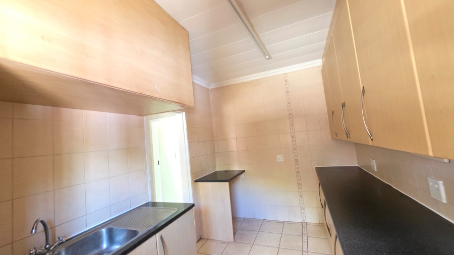To Let 2 Bedroom Property for Rent in Erasmia Gauteng