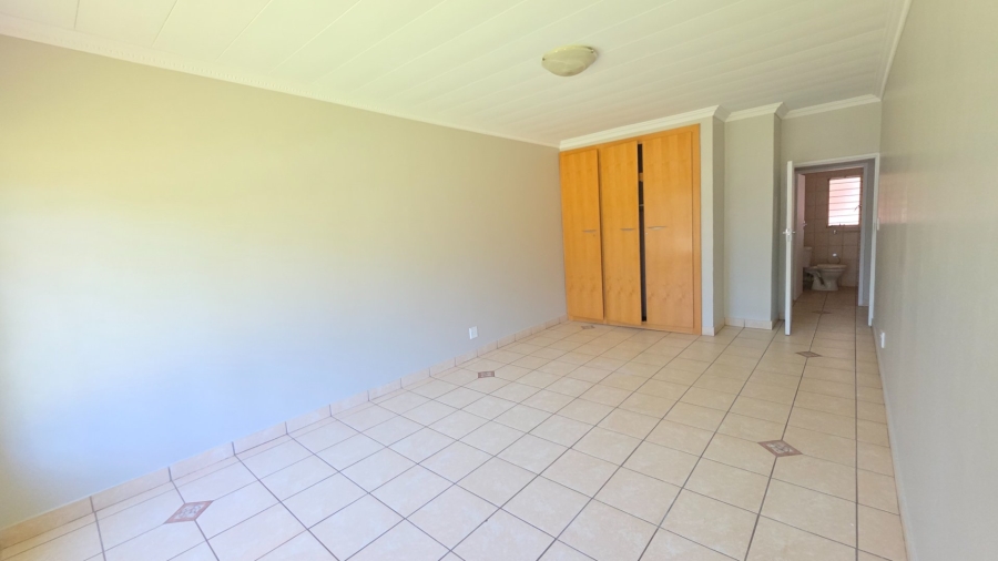 To Let 2 Bedroom Property for Rent in Erasmia Gauteng
