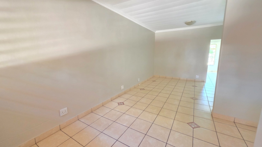 To Let 2 Bedroom Property for Rent in Erasmia Gauteng