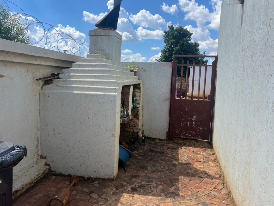 14 Bedroom Property for Sale in Soshanguve South Gauteng