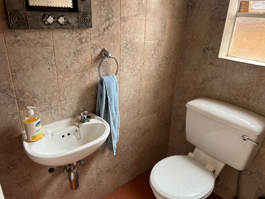 To Let 4 Bedroom Property for Rent in Kibler Park Gauteng