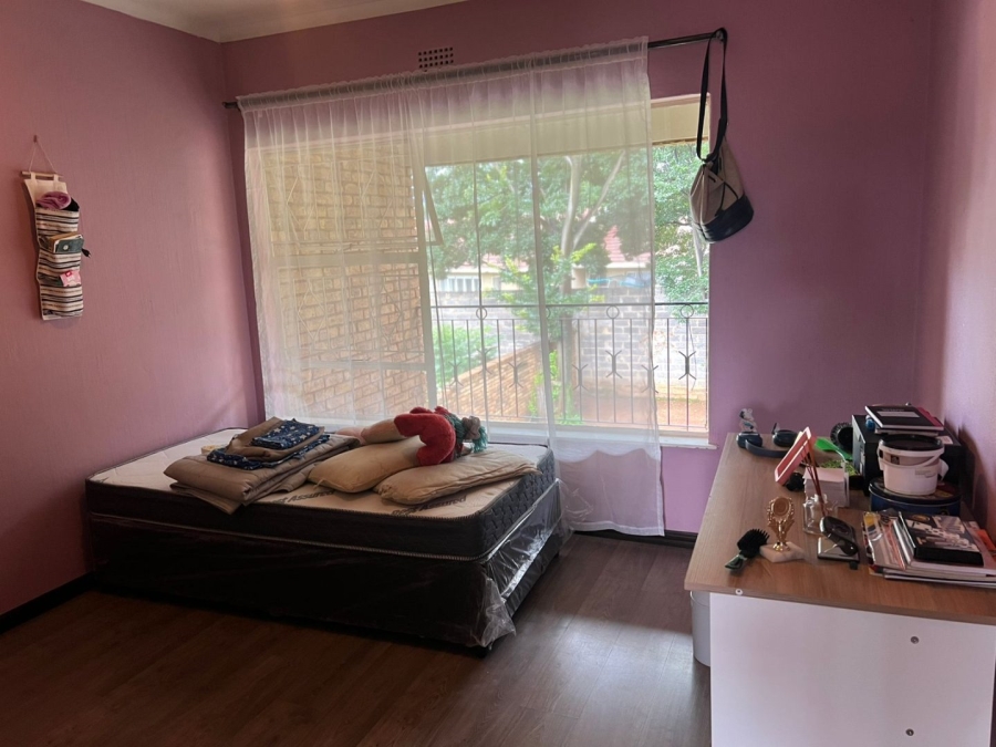 To Let 4 Bedroom Property for Rent in Kibler Park Gauteng