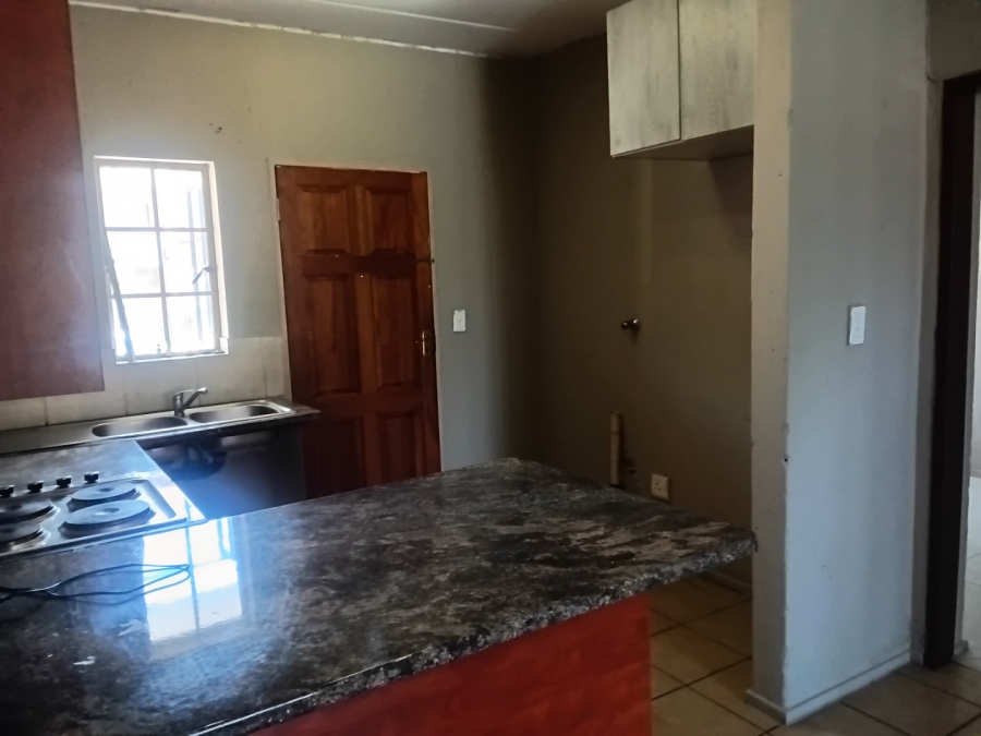 2 Bedroom Property for Sale in Comet Gauteng