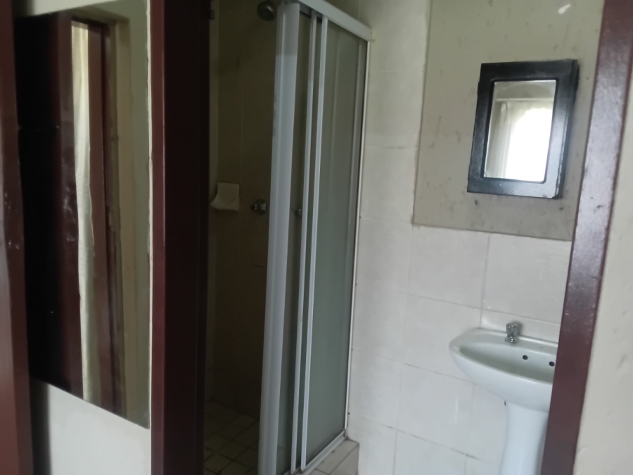 2 Bedroom Property for Sale in Comet Gauteng