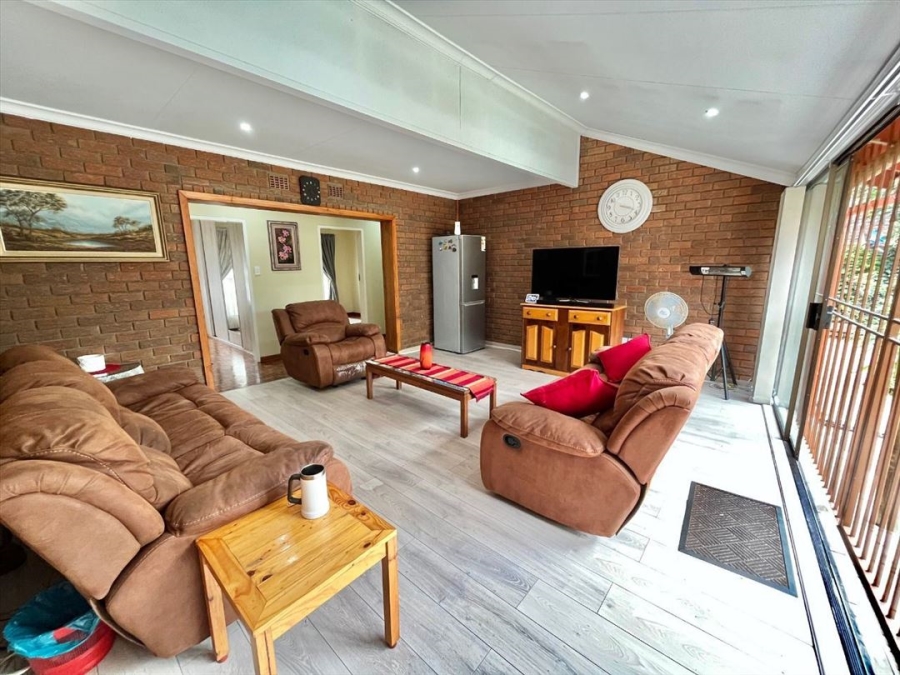 4 Bedroom Property for Sale in Parkrand Gauteng