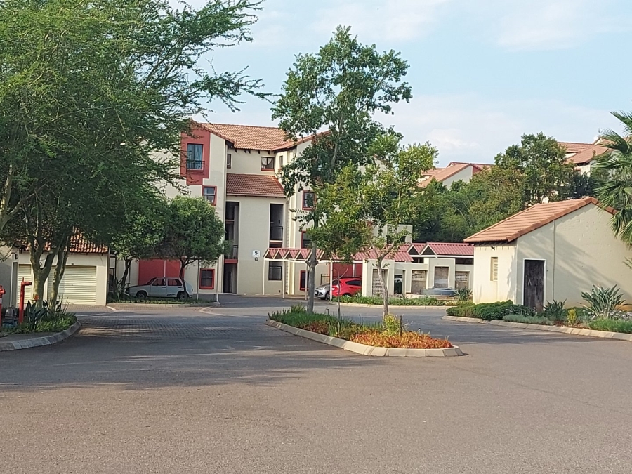 1 Bedroom Property for Sale in Oukraal Estate Gauteng