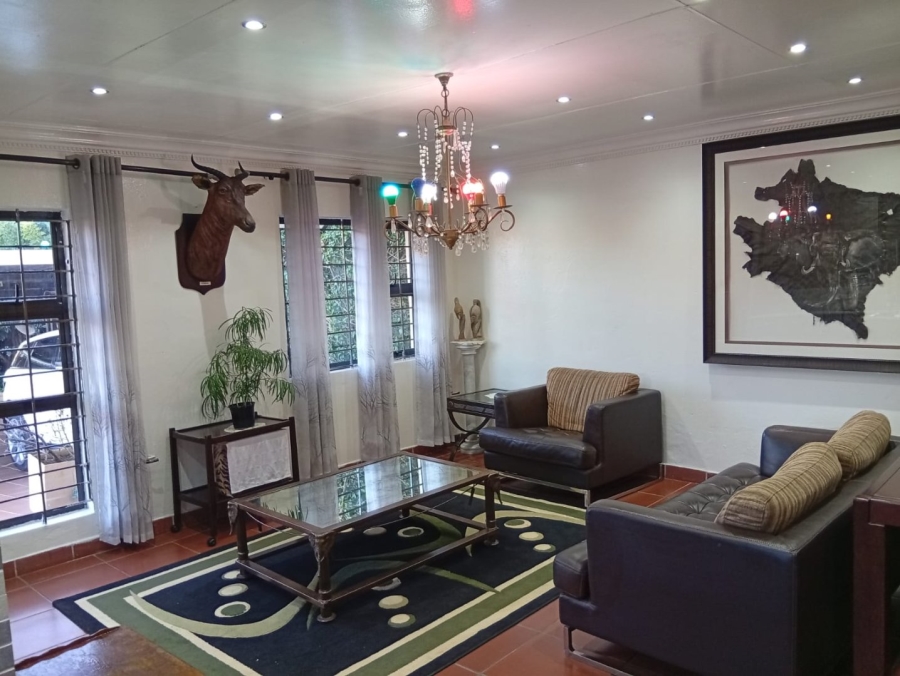 4 Bedroom Property for Sale in Orange Grove Gauteng