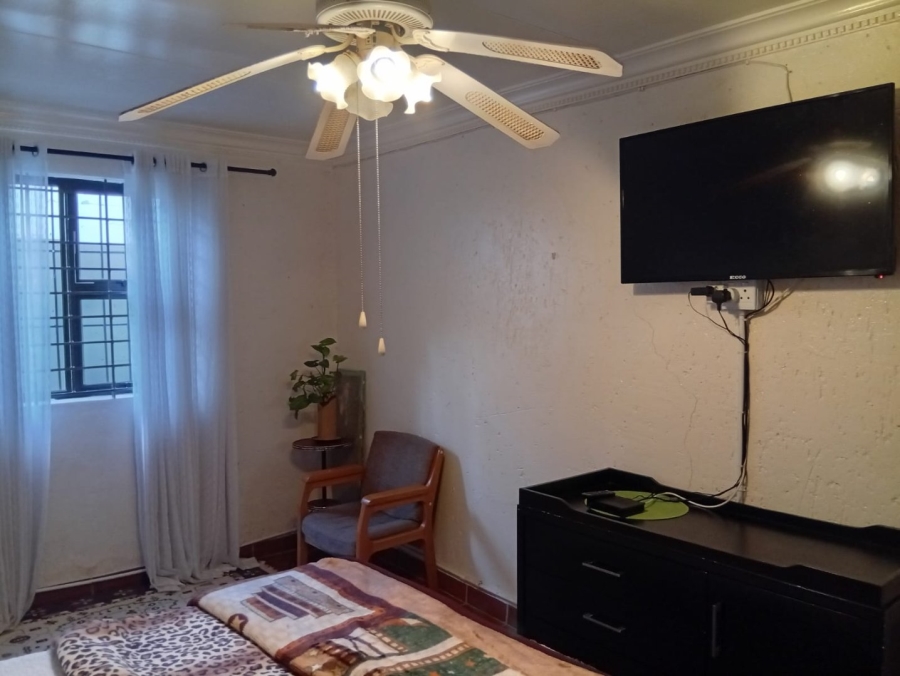 4 Bedroom Property for Sale in Orange Grove Gauteng