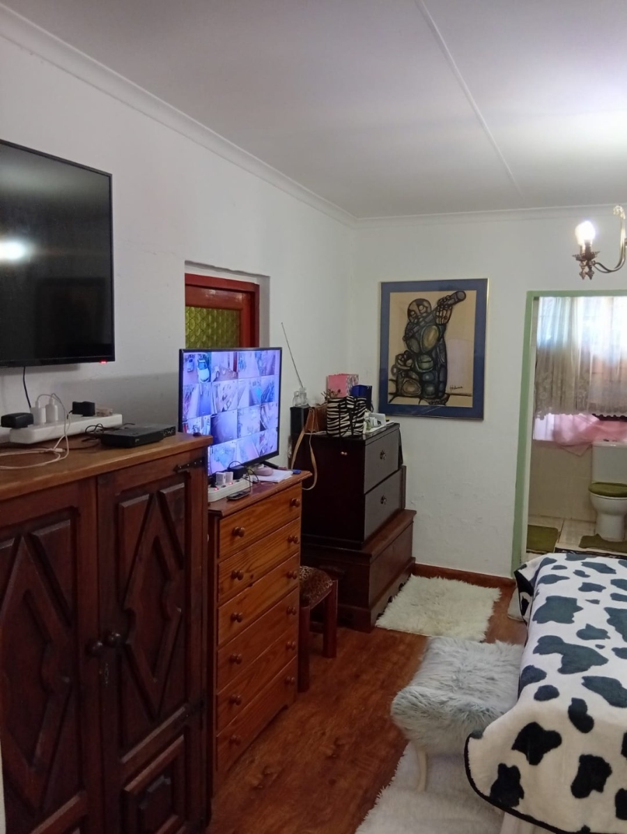 4 Bedroom Property for Sale in Orange Grove Gauteng