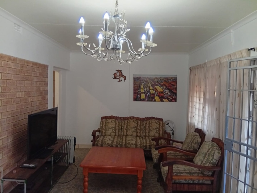 4 Bedroom Property for Sale in Orange Grove Gauteng