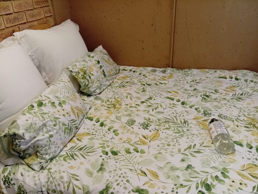 4 Bedroom Property for Sale in Orange Grove Gauteng