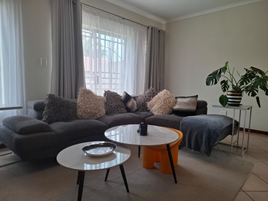 2 Bedroom Property for Sale in Mooikloof Ridge Gauteng